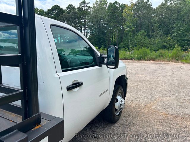 2014 Chevrolet 3500HD 12 FOOT STAKE BODY JUST 35k MILES SUPER NICE UNIT! CRUISE CONTROL! HITCH! - 22808478 - 34