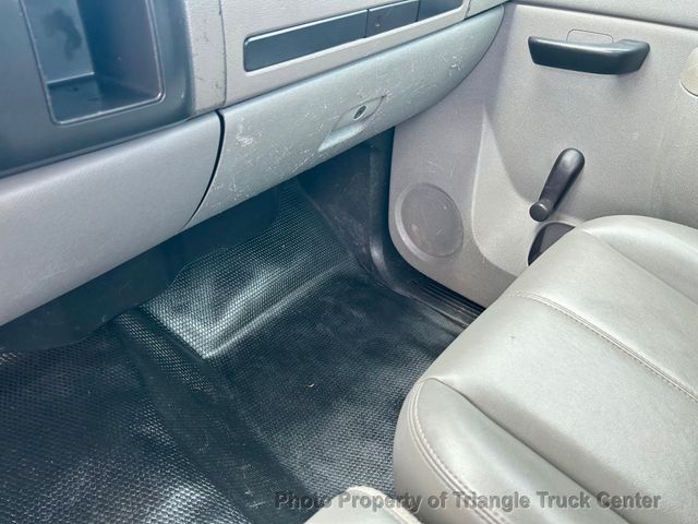 2014 Chevrolet 3500HD 12 FOOT STAKE BODY JUST 35k MILES SUPER NICE UNIT! CRUISE CONTROL! HITCH! - 22808478 - 52