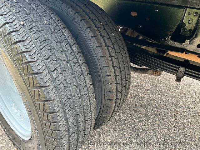 2014 Chevrolet 3500HD 12 FOOT STAKE BODY JUST 35k MILES SUPER NICE UNIT! CRUISE CONTROL! HITCH! - 22808478 - 70