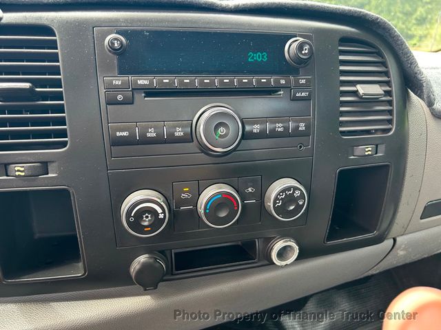 2014 Chevrolet 3500HD 12 FOOT STAKE BODY JUST 35k MILES SUPER NICE UNIT! CRUISE CONTROL! HITCH! - 22808478 - 94