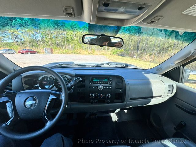 2014 Chevrolet 3500HD JUST 26k MILES! CREW CAB UTILITY SRW! +LADDER/ PIPE RACK FINANCE OR LEASE! - 23002306 - 61