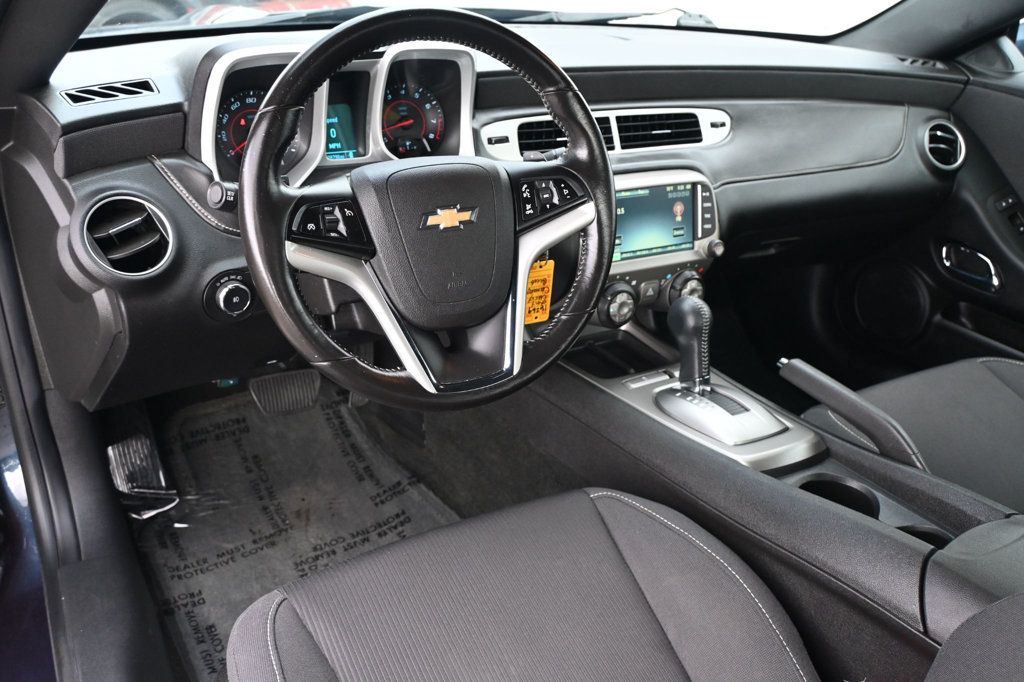 2014 Chevrolet Camaro 1LT photo 3