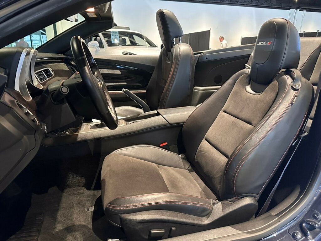 2014 Chevrolet Camaro ZL1/Convertible/6SpeedManual/HtdSeats/BackUpCam/HeadUpDisplay - 23023519 - 16