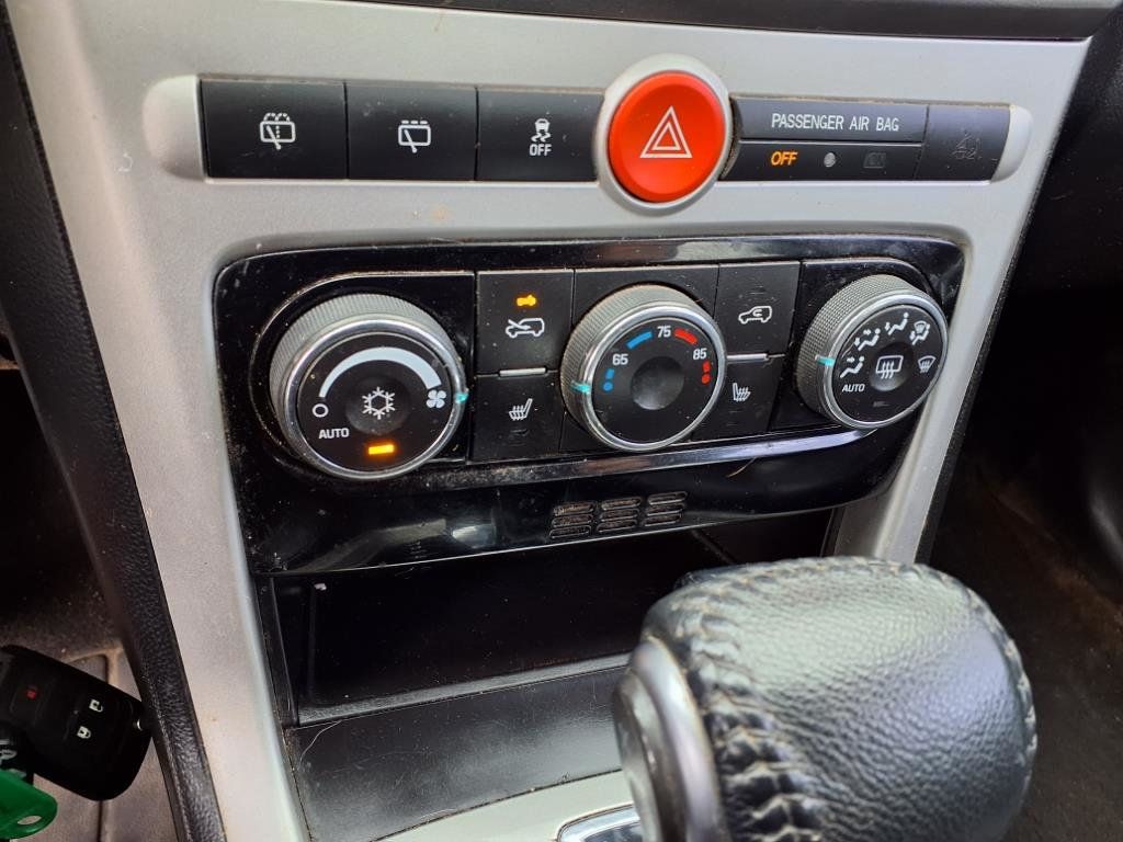 2014 Chevrolet Captiva Sport LT - 22885455 - 11