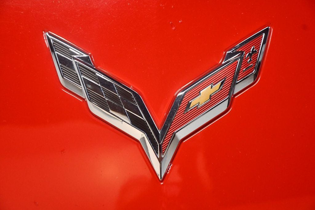 Chevrolet Corvette photo 26