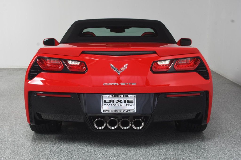 Chevrolet Corvette photo 16