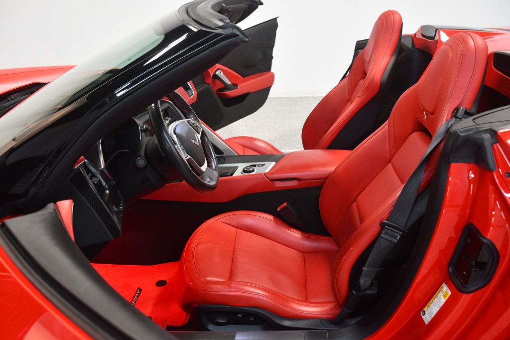 Chevrolet Corvette photo 32