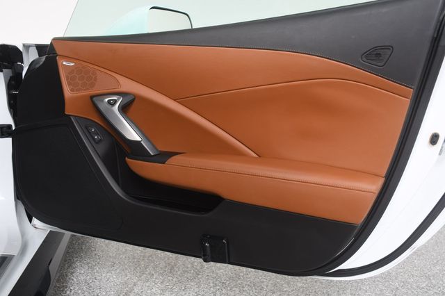 2014 Chevrolet Corvette Stingray 2dr Z51 Convertible w/3LT - 23092319 - 30