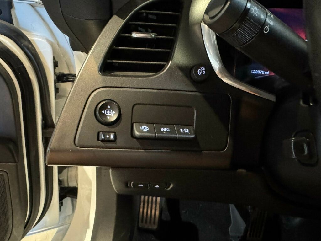 2014 Chevrolet Corvette Stingray 2LT/7SpeedManual/Z51PerfPkg/PerfExhaust/HeadUpDisplay/Htd&CldSts - 22887787 - 12