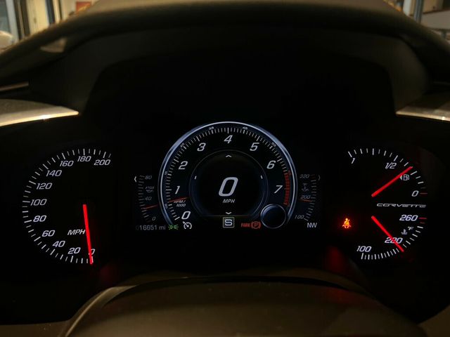 2014 Chevrolet Corvette Stingray 2LT/Z51PerfPkg/Htd&CldSeats/PerfExhaust/MagneticRideControl/NAV - 22984359 - 11