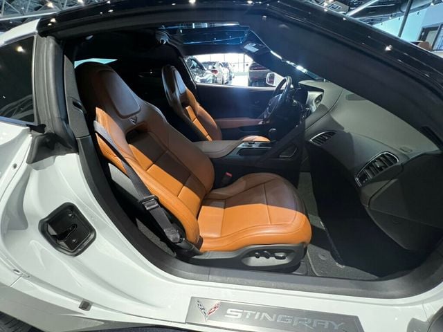 2014 Chevrolet Corvette Stingray 2LT/Z51PerfPkg/Htd&CldSeats/PerfExhaust/MagneticRideControl/NAV - 22984359 - 15