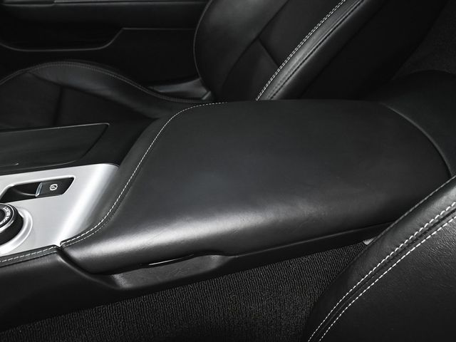2014 Chevrolet Corvette Stingray Base - 22985614 - 46