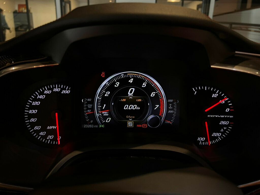 2014 Chevrolet Corvette Stingray Convertible/2LT/ZF1AppearancePkg/PerfExhaust/Htd&CldSeats/NAV - 22982100 - 21