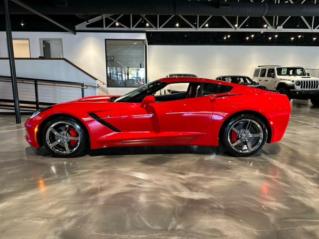 2014 Chevrolet Corvette Stingray Coupe/2LT/PerfExhaust/Htd&CldSeats/HeadUpDisplay/GT BucketSeats - 22674117 - 1