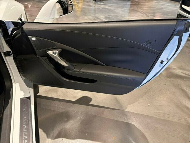 2014 Chevrolet Corvette Stingray MSRP$73340/3LT-EquipmentGroup/CarbonFiberDualRoof/NAV - 23040297 - 23