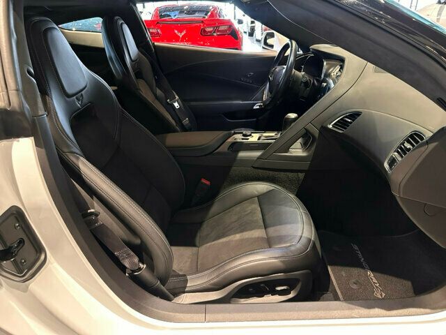 2014 Chevrolet Corvette Stingray MSRP$73340/3LT-EquipmentGroup/CarbonFiberDualRoof/NAV - 23040297 - 24