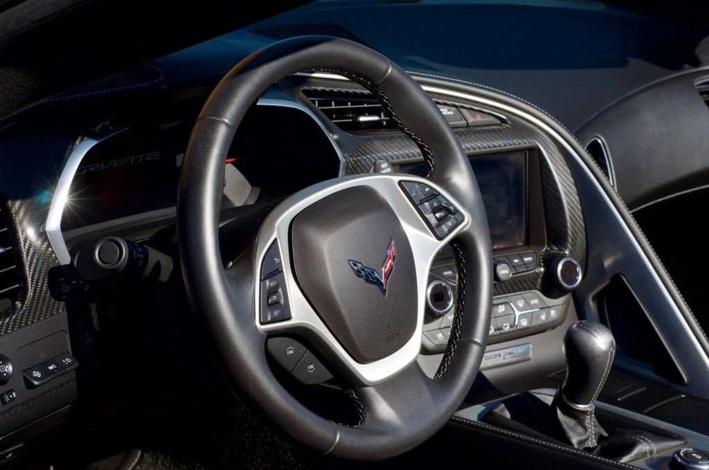 2014 Chevrolet Corvette Stingray MSRP$75895/7-SpeedManual/3LTEquipmentGroup/PerformanceExhaust - 22973544 - 21