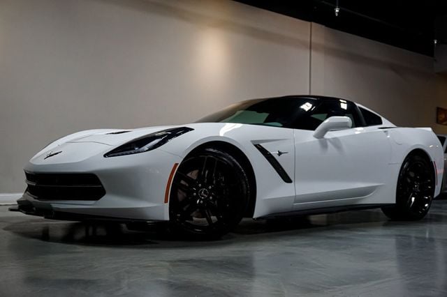 2014 Chevrolet Corvette Stingray *Stingray Z51 3LT* *7-Speed Manual* - 22965361 - 0