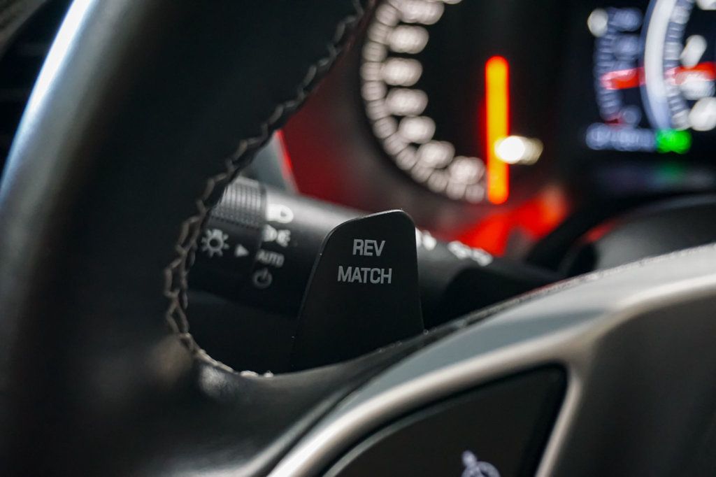 2014 Chevrolet Corvette Stingray *Z51 2LT* *7-Sp* *Mag-Ride* *Perf Exhaust* - 22942344 - 19