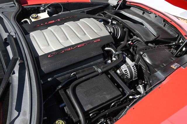 2014 Chevrolet Corvette Stingray Z51 Coupe 2LT Brand New Tires - 22996438 - 16