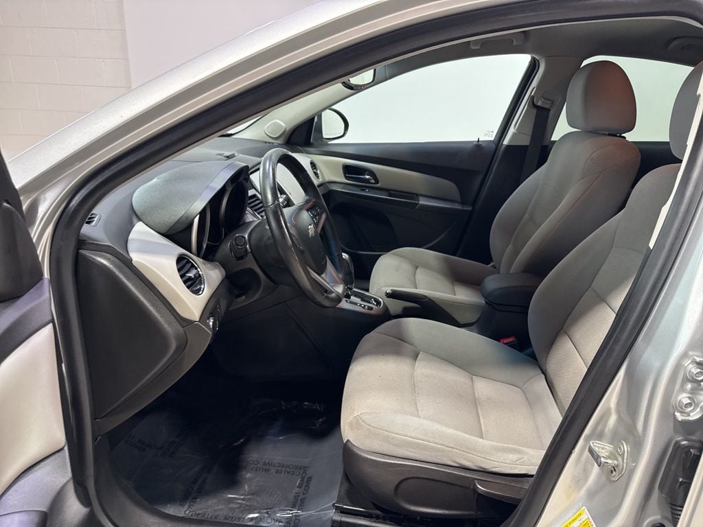 2014 Chevrolet CRUZE 4dr Sedan Automatic 1LT - 23014547 - 18