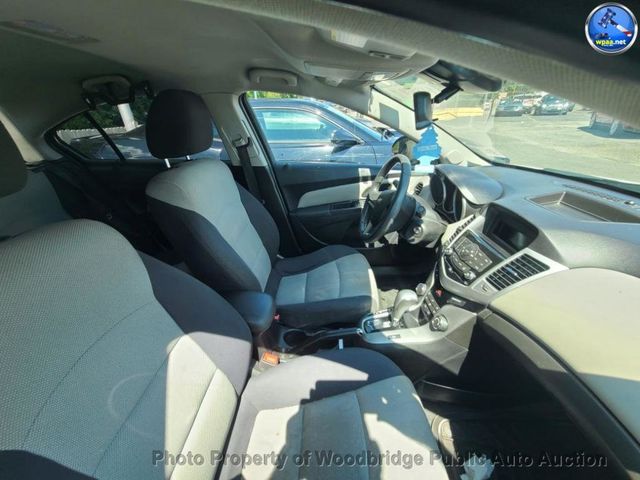 2014 Chevrolet CRUZE 4dr Sedan Automatic LS - 23072954 - 3