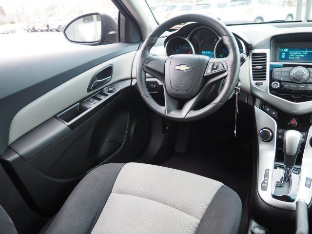 2014 Chevrolet CRUZE 4dr Sedan Automatic LS - 18528892 - 12