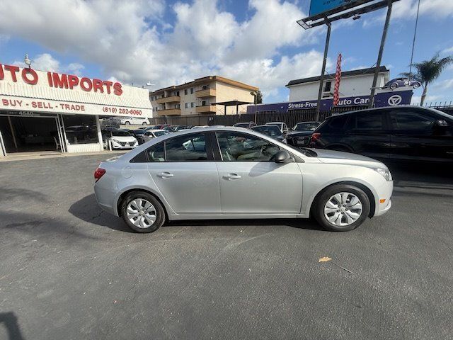2014 Chevrolet CRUZE 4dr Sedan Automatic LS - 22969590 - 9