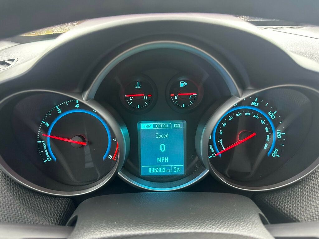 2014 Chevrolet CRUZE 4dr Sedan Manual ECO - 22948154 - 8