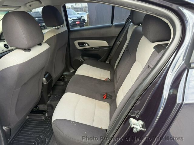 2014 Chevrolet CRUZE 4dr Sedan Manual LS - 23100515 - 10