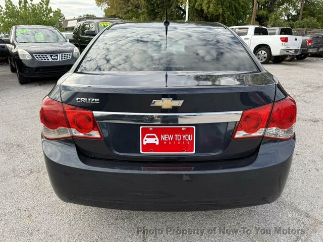 2014 Chevrolet CRUZE 4dr Sedan Manual LS - 23100515 - 13