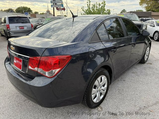 2014 Chevrolet CRUZE 4dr Sedan Manual LS - 23100515 - 1