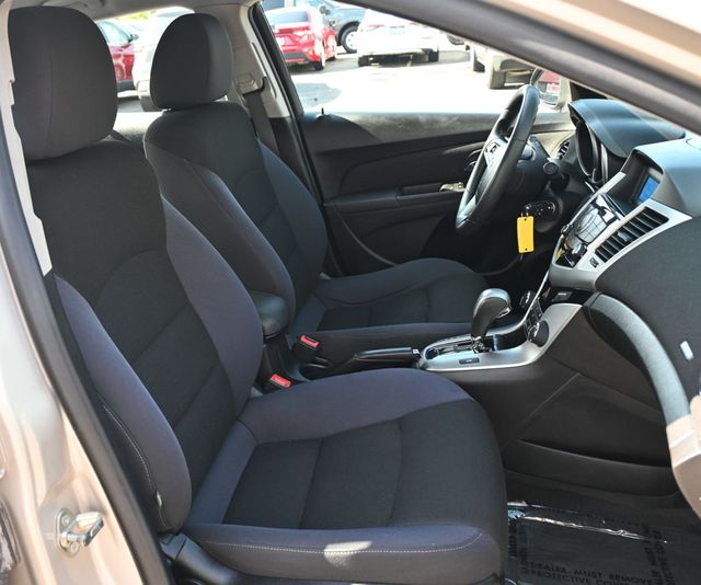 2014 Chevrolet CRUZE LT - 23057026 - 13
