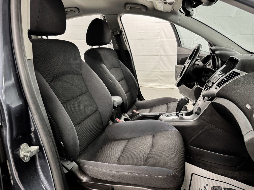 2014 Chevrolet CRUZE LT - 23033476 - 11