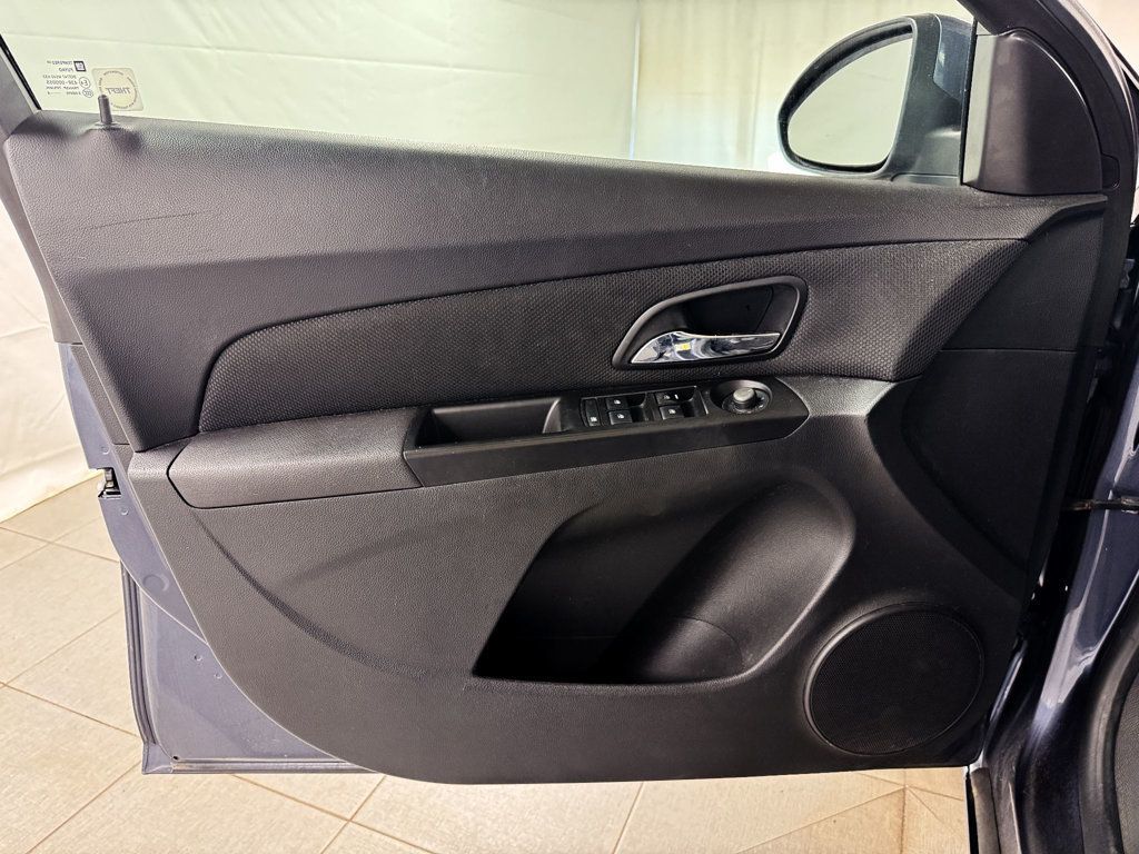 2014 Chevrolet CRUZE LT - 23033476 - 13