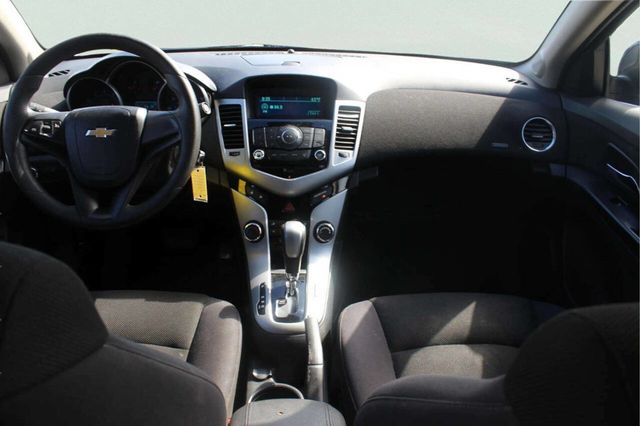 2014 Chevrolet CRUZE LT Fleet 4dr Sedan w/1FL - 23006758 - 6