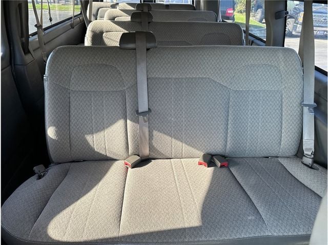 2014 Chevrolet Express 3500 Passenger LT EXTENDED 15 PASSENGER DUAL A/C CLEAN - 22910563 - 11