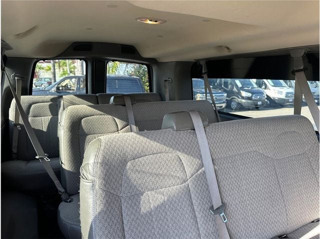 2014 Chevrolet Express 3500 Passenger LT EXTENDED 15 PASSENGER DUAL A/C CLEAN - 22910563 - 17