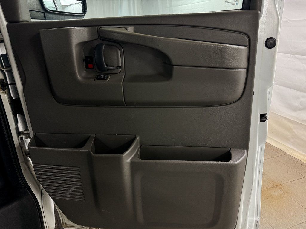 2014 Chevrolet Express Cargo Van 3500 CARGO VAN - 22801422 - 15