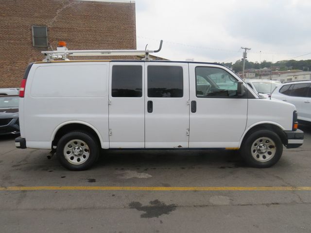 2014 Chevrolet Express Cargo Van RWD 1500 135"(clear title) - 22922734 - 3