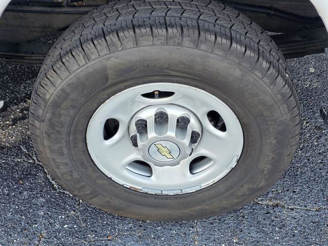 2014 Chevrolet Express Cargo Van RWD 2500 135" - 22971097 - 24