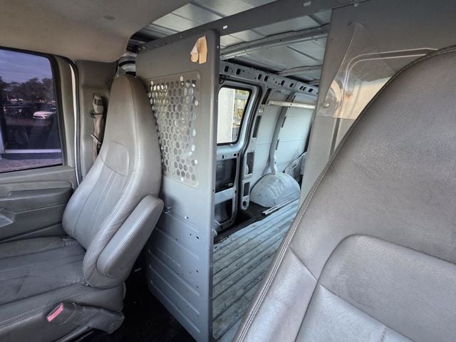 2014 Chevrolet Express Cargo Van RWD 2500 135" - 22971097 - 6