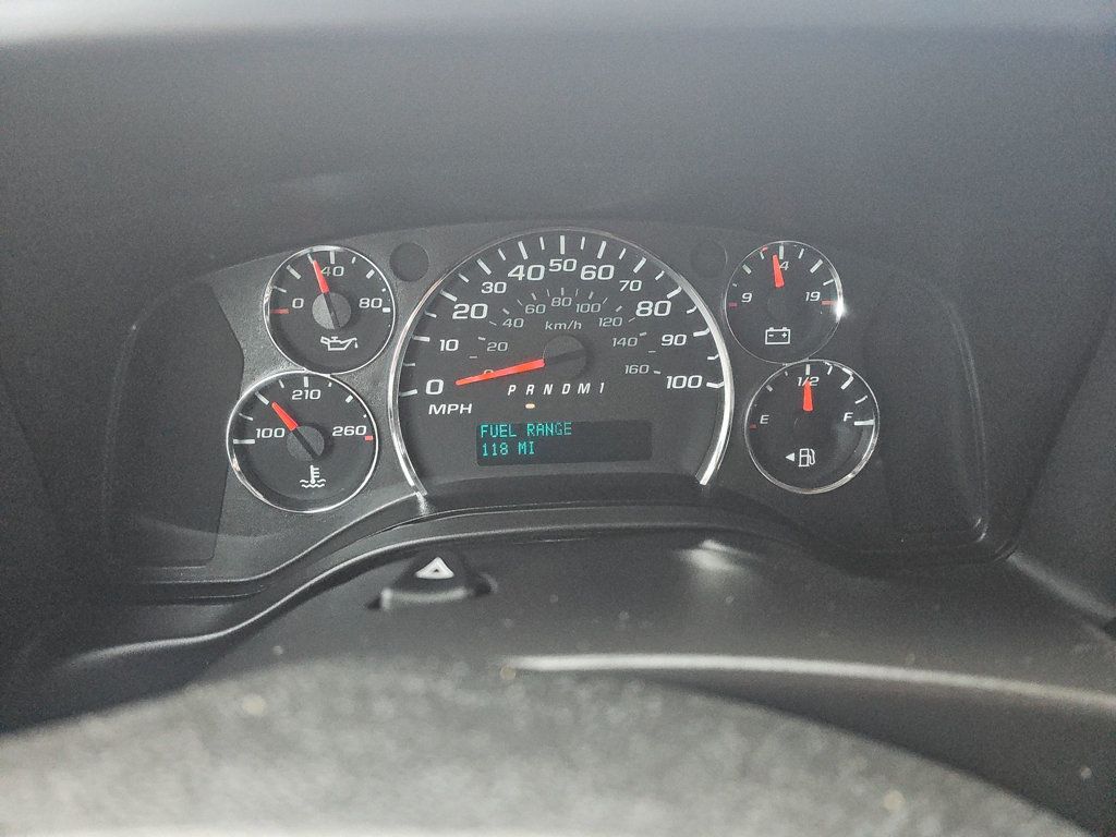 Chevrolet Express photo 14