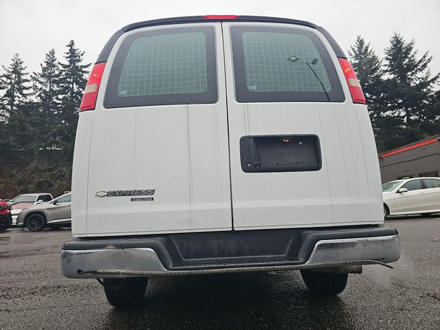 2014 Chevrolet Express Cargo Van RWD 2500 135" - 22963862 - 20