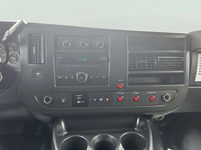 2014 Chevrolet Express Cargo Van RWD 2500 135" - 23007410 - 22