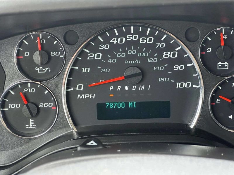 2014 Chevrolet Express Cargo Van RWD 2500 135" - 23014124 - 29