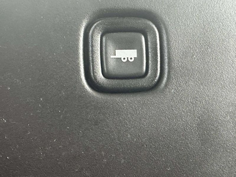 2014 Chevrolet Express Cargo Van RWD 2500 135" - 23014124 - 33