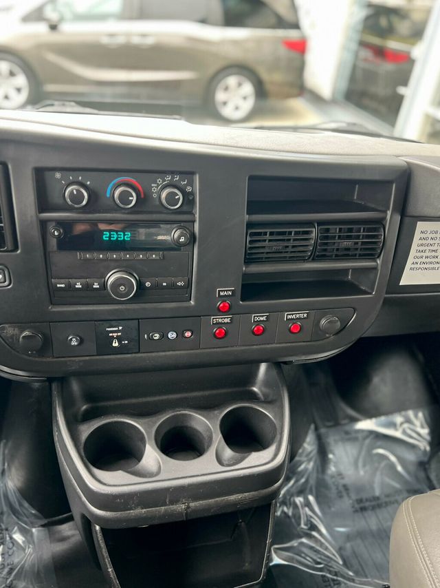 2014 Chevrolet Express Cargo Van RWD 2500 135" - 23000494 - 17