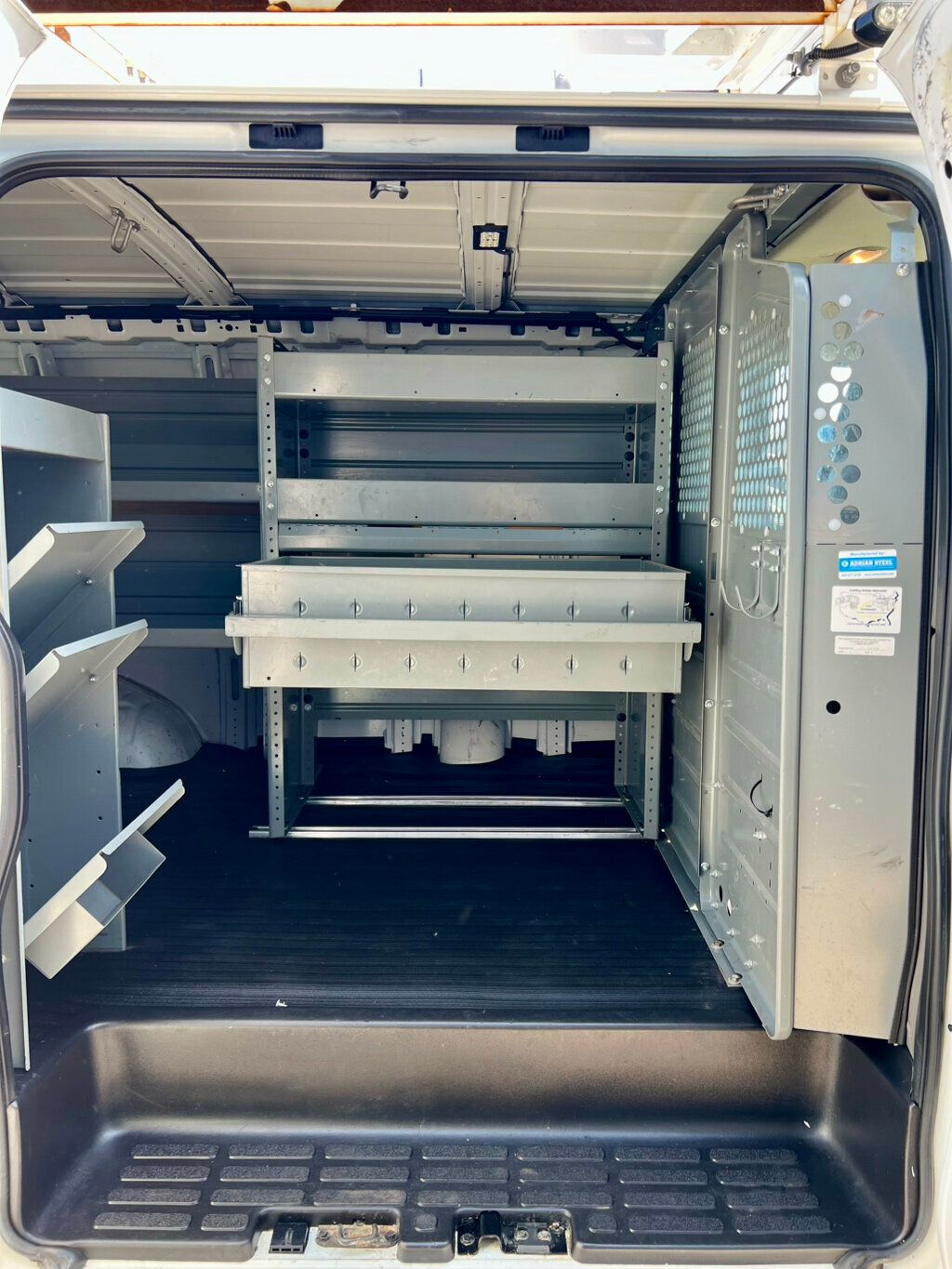 2014 Chevrolet Express Cargo Van RWD 2500 135" - 23000495 - 8