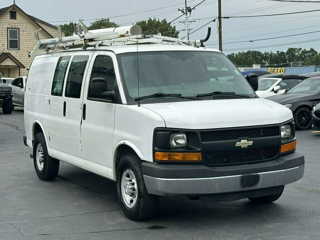 2014 Chevrolet Express Cargo Van RWD 2500 135" - 23073524 - 16